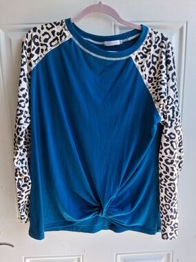 Teal Long-Sleeve Knot-Front Tee with Leopard-Print Sleeves